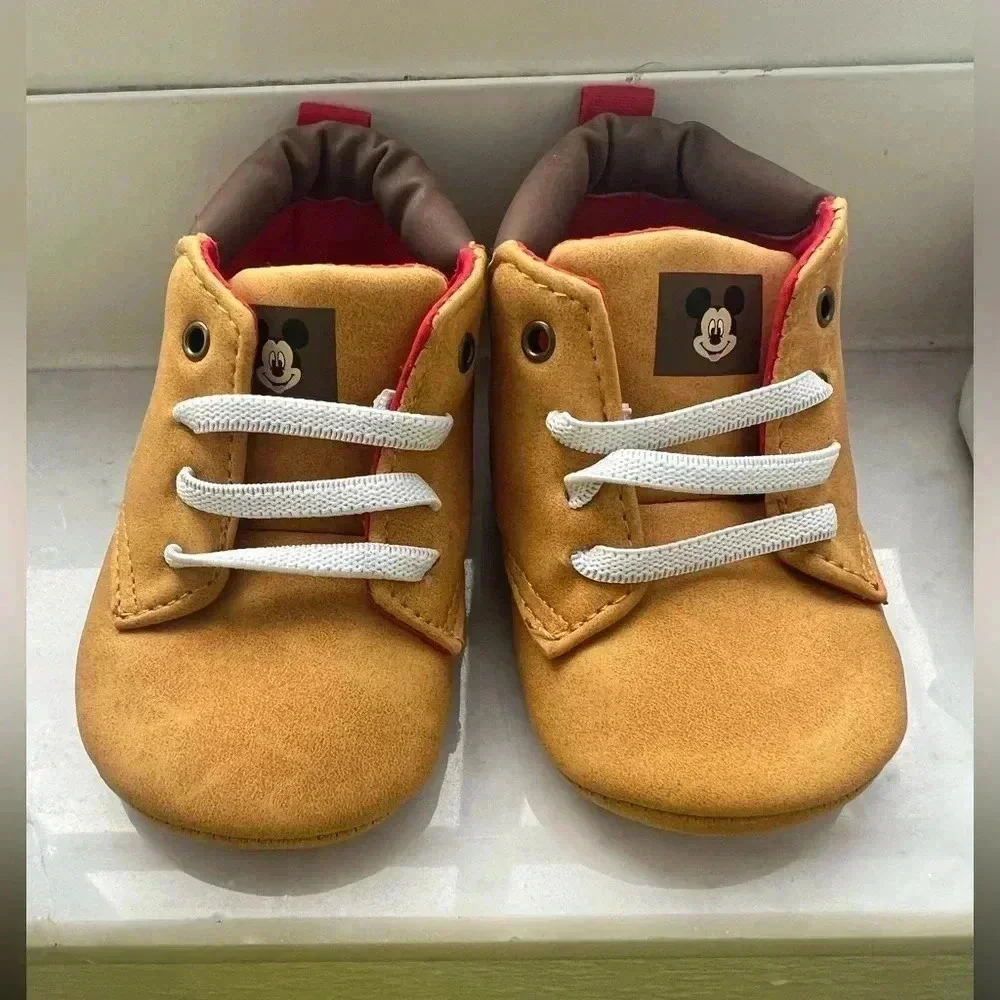 Disney Baby Bundle of 4 pairs of baby shoes (Size 6-9Months) - Picture 7 of 15